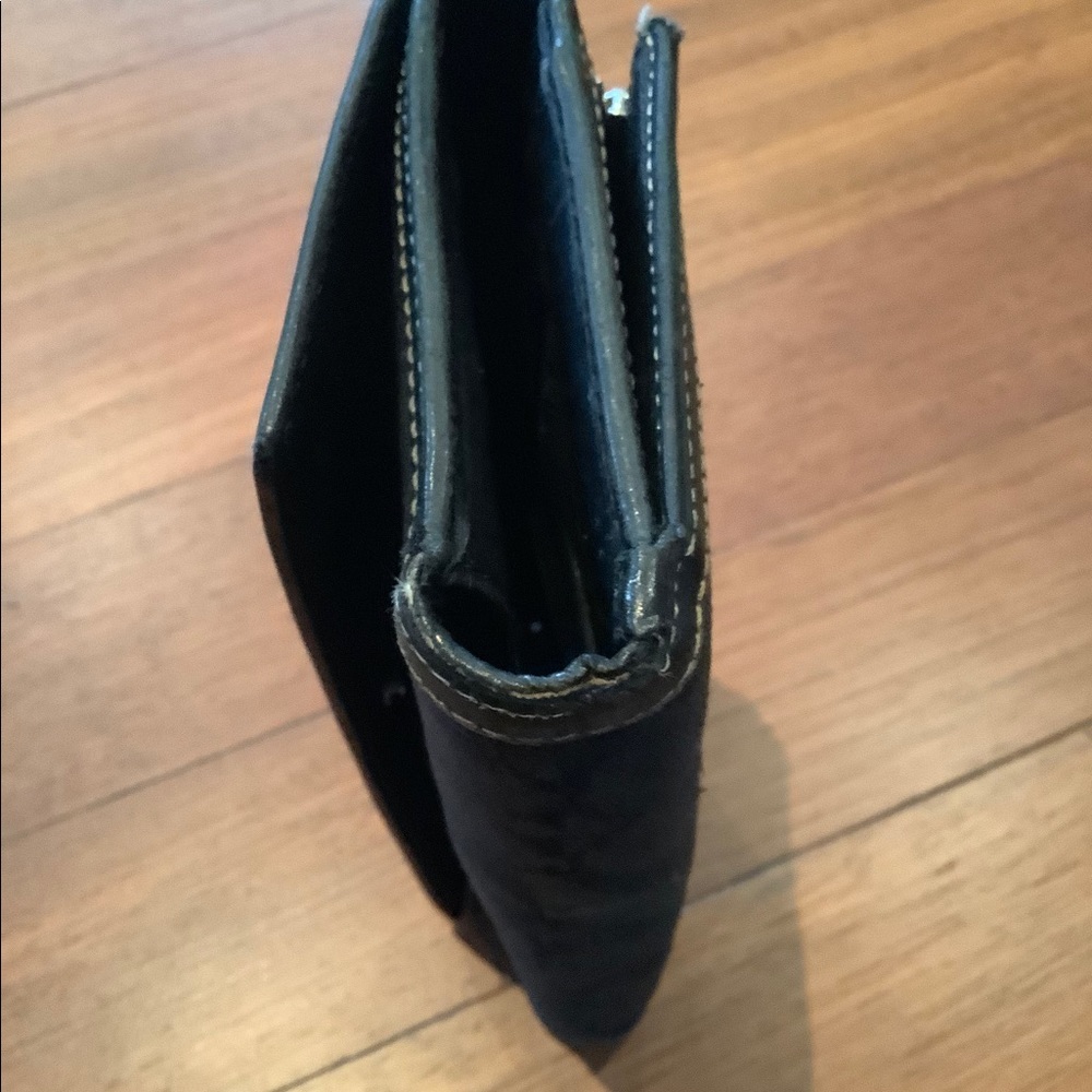 Authentic Coach Wallet - Picture 7 of 7